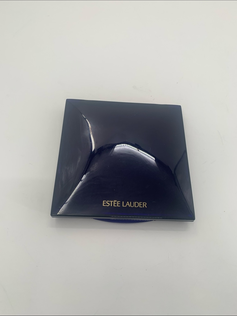 ESTEE LAUDER Plum/Desert Blush All Day & 9 Color Intensity Eyeshadows Palette.